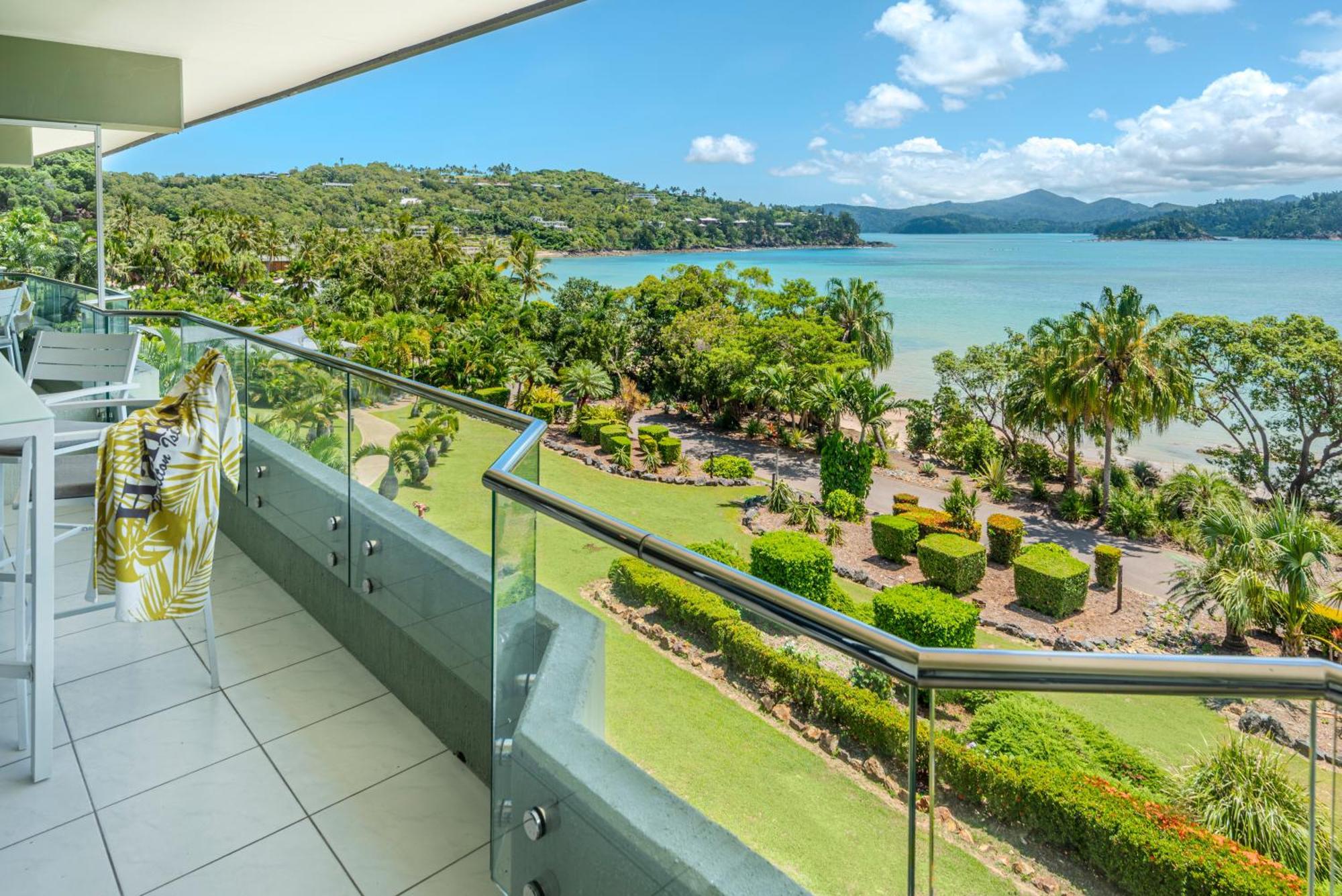 Lagoon Beachfront Lodge 202 On Hamilton Island By Hamorent ภายนอก รูปภาพ
