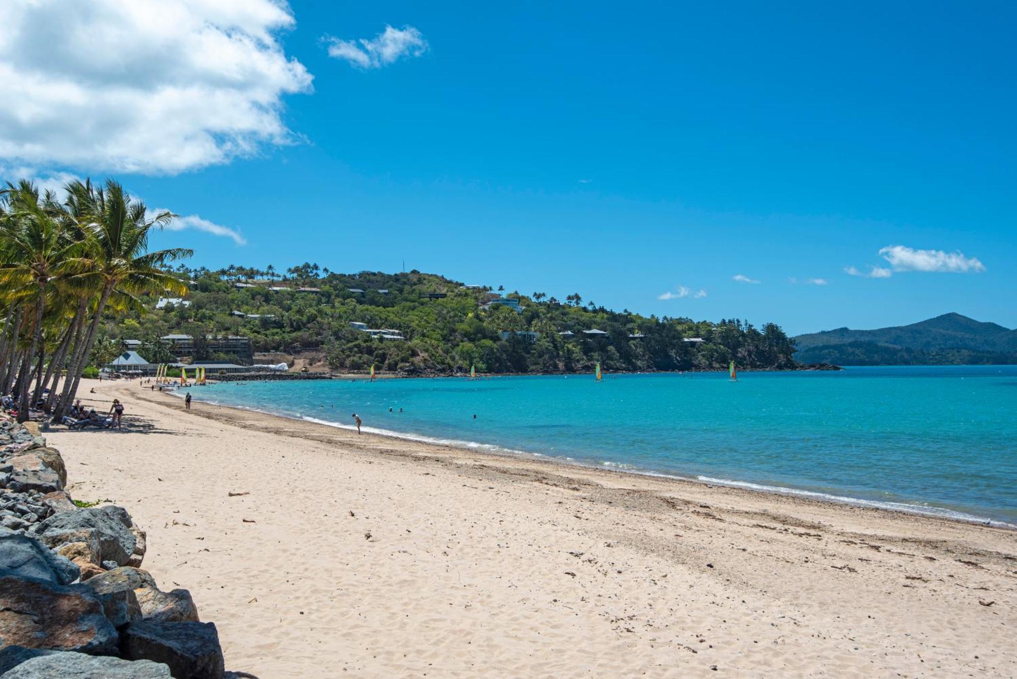 Lagoon Beachfront Lodge 202 On Hamilton Island By Hamorent ภายนอก รูปภาพ